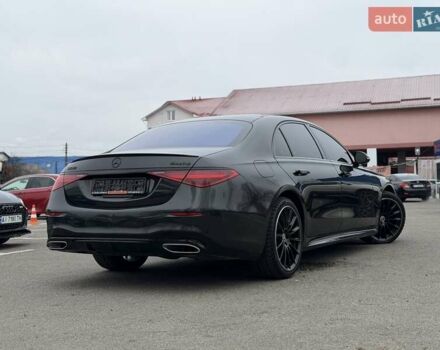 Серый Мерседес С Класс, объемом двигателя 4 л и пробегом 54 тыс. км за 115000 $, фото 4 на Automoto.ua