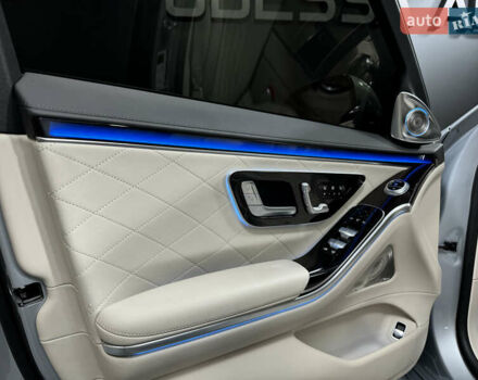 Серый Мерседес С Класс, объемом двигателя 3.98 л и пробегом 15 тыс. км за 120000 $, фото 17 на Automoto.ua