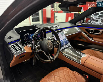 Серый Мерседес С Класс, объемом двигателя 3.98 л и пробегом 20 тыс. км за 120000 $, фото 9 на Automoto.ua