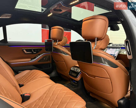 Серый Мерседес С Класс, объемом двигателя 3.98 л и пробегом 20 тыс. км за 120000 $, фото 18 на Automoto.ua