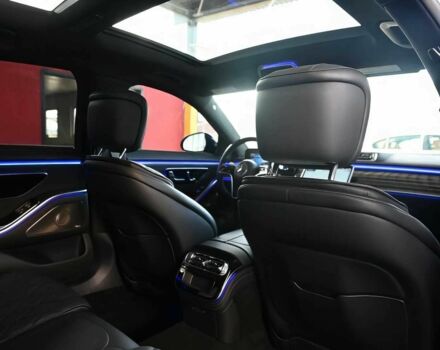 Серый Мерседес С Класс, объемом двигателя 4 л и пробегом 13 тыс. км за 40000 $, фото 14 на Automoto.ua