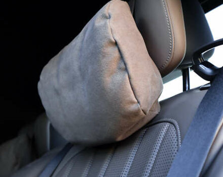 Серый Мерседес С Класс, объемом двигателя 3.98 л и пробегом 19 тыс. км за 315000 $, фото 27 на Automoto.ua