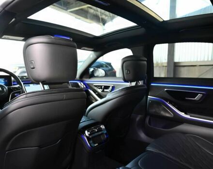 Серый Мерседес С Класс, объемом двигателя 4 л и пробегом 13 тыс. км за 40000 $, фото 16 на Automoto.ua