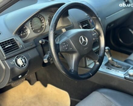 Серый Мерседес С Класс, объемом двигателя 2.2 л и пробегом 250 тыс. км за 9490 $, фото 22 на Automoto.ua