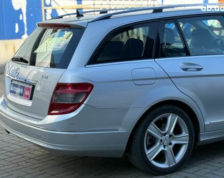 Серый Мерседес С Класс, объемом двигателя 2.2 л и пробегом 250 тыс. км за 9490 $, фото 4 на Automoto.ua