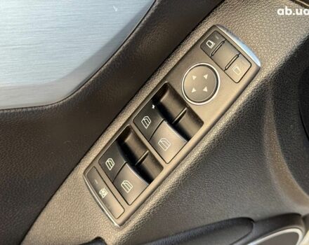 Серый Мерседес С Класс, объемом двигателя 2.2 л и пробегом 250 тыс. км за 9490 $, фото 20 на Automoto.ua