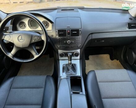 Серый Мерседес С Класс, объемом двигателя 2.2 л и пробегом 250 тыс. км за 9490 $, фото 13 на Automoto.ua