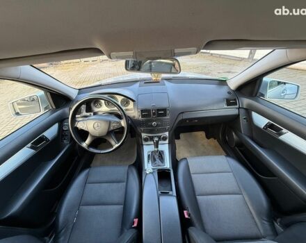 Серый Мерседес С Класс, объемом двигателя 2.2 л и пробегом 250 тыс. км за 9490 $, фото 14 на Automoto.ua