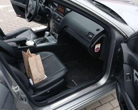 Сірий Мерседес С Клас, об'ємом двигуна 3 л та пробігом 250 тис. км за 6300 $, фото 5 на Automoto.ua