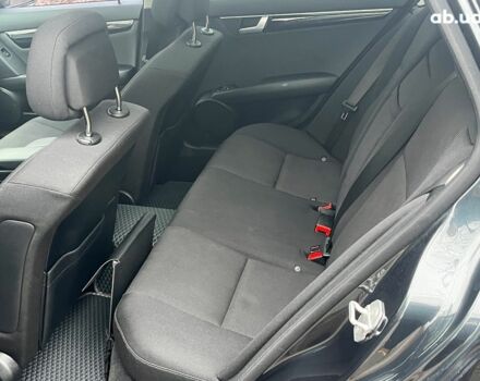 Серый Мерседес С Класс, объемом двигателя 2.2 л и пробегом 208 тыс. км за 12890 $, фото 24 на Automoto.ua