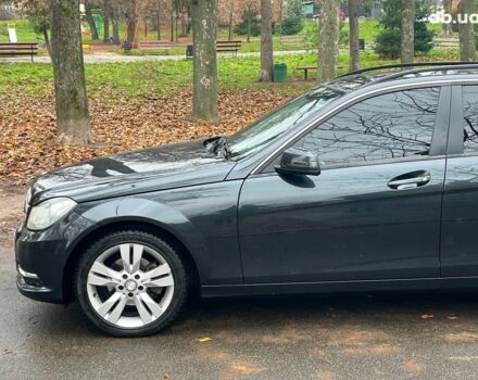 Серый Мерседес С Класс, объемом двигателя 2.2 л и пробегом 208 тыс. км за 12890 $, фото 5 на Automoto.ua
