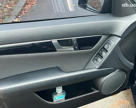 Серый Мерседес С Класс, объемом двигателя 2.2 л и пробегом 208 тыс. км за 12890 $, фото 27 на Automoto.ua