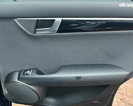Серый Мерседес С Класс, объемом двигателя 2.2 л и пробегом 208 тыс. км за 12890 $, фото 21 на Automoto.ua