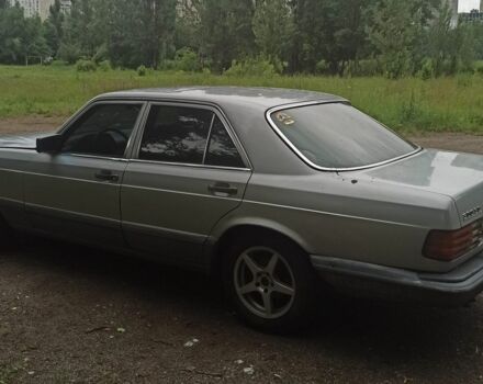 Сірий Мерседес С Клас, об'ємом двигуна 3 л та пробігом 300 тис. км за 4100 $, фото 1 на Automoto.ua