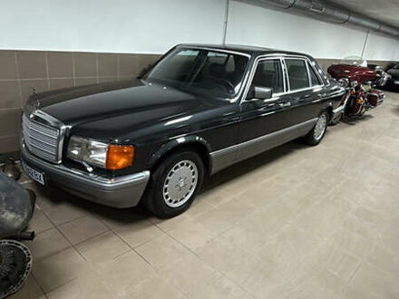 Серый Мерседес С Класс, объемом двигателя 5.55 л и пробегом 129 тыс. км за 43000 $, фото 1 на Automoto.ua