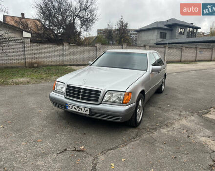 Серый Мерседес С Класс, объемом двигателя 4.97 л и пробегом 328 тыс. км за 13500 $, фото 1 на Automoto.ua