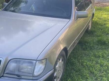 Сірий Мерседес С Клас, об'ємом двигуна 3.2 л та пробігом 470 тис. км за 4000 $, фото 1 на Automoto.ua