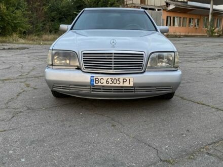 Серый Мерседес С Класс, объемом двигателя 3.4 л и пробегом 380 тыс. км за 3950 $, фото 1 на Automoto.ua