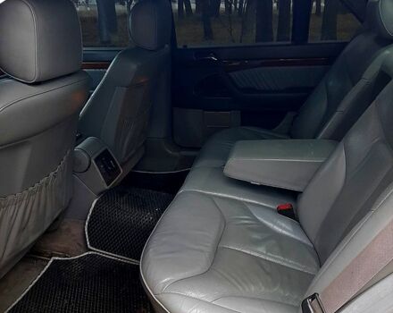 Сірий Мерседес С Клас, об'ємом двигуна 3.2 л та пробігом 162 тис. км за 4000 $, фото 1 на Automoto.ua