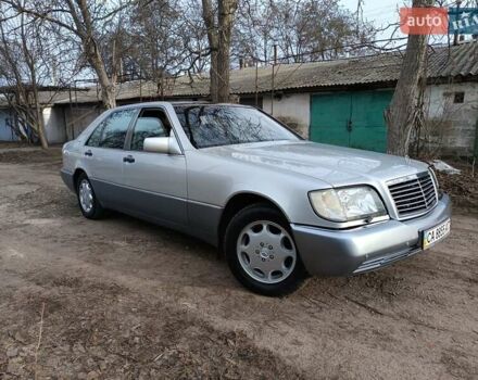 Сірий Мерседес С Клас, об'ємом двигуна 4.2 л та пробігом 437 тис. км за 8000 $, фото 1 на Automoto.ua