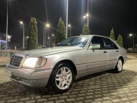 Сірий Мерседес С Клас, об'ємом двигуна 3.2 л та пробігом 200 тис. км за 2300 $, фото 1 на Automoto.ua