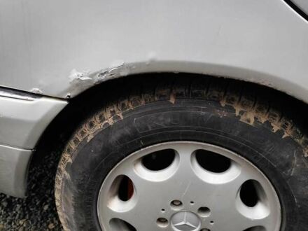 Серый Мерседес С Класс, объемом двигателя 3 л и пробегом 389 тыс. км за 6500 $, фото 1 на Automoto.ua