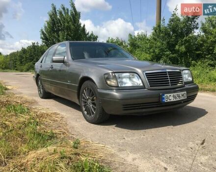 Сірий Мерседес С Клас, об'ємом двигуна 3.2 л та пробігом 418 тис. км за 5500 $, фото 1 на Automoto.ua