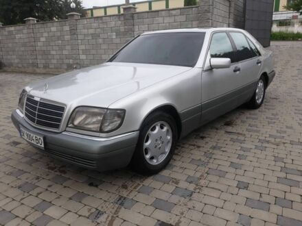 Серый Мерседес С Класс, объемом двигателя 3.2 л и пробегом 268 тыс. км за 9000 $, фото 1 на Automoto.ua