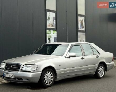 Серый Мерседес С Класс, объемом двигателя 3.2 л и пробегом 407 тыс. км за 3300 $, фото 1 на Automoto.ua