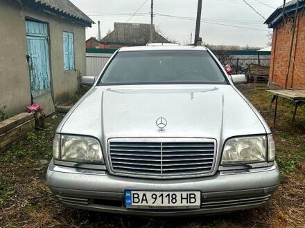 Сірий Мерседес С Клас, об'ємом двигуна 3.2 л та пробігом 379 тис. км за 3500 $, фото 1 на Automoto.ua