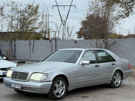 Сірий Мерседес С Клас, об'ємом двигуна 5 л та пробігом 450 тис. км за 2999 $, фото 1 на Automoto.ua