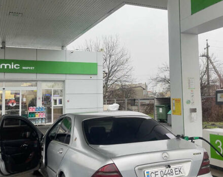 Сірий Мерседес С Клас, об'ємом двигуна 3.2 л та пробігом 350 тис. км за 2550 $, фото 1 на Automoto.ua