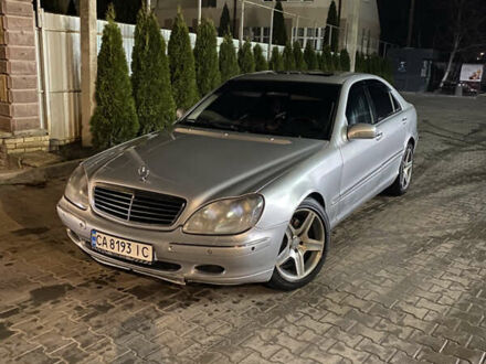 Сірий Мерседес С Клас, об'ємом двигуна 3.2 л та пробігом 348 тис. км за 3500 $, фото 1 на Automoto.ua