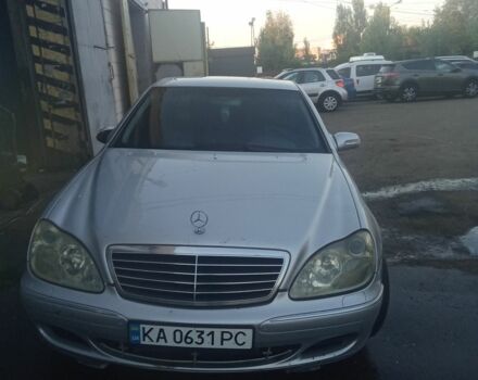 Сірий Мерседес С Клас, об'ємом двигуна 4.3 л та пробігом 999 тис. км за 4500 $, фото 1 на Automoto.ua