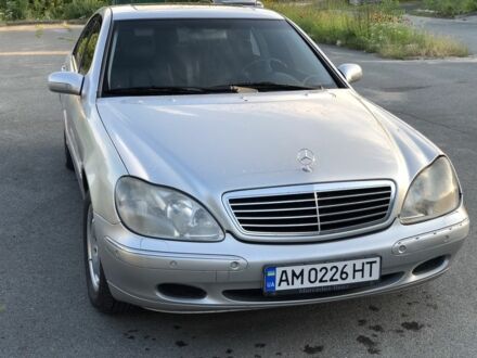 Мерседес С Класс 1999 в Житомире на Automoto.ua Серый Мерседес С Класс, объемом двигателя 4.3 л и пробегом 335 тыс. км за 3700 $, фото 1 на Automoto.ua