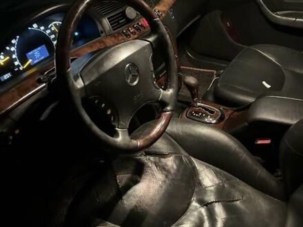 Серый Мерседес С Класс, объемом двигателя 3.2 л и пробегом 355 тыс. км за 4499 $, фото 1 на Automoto.ua