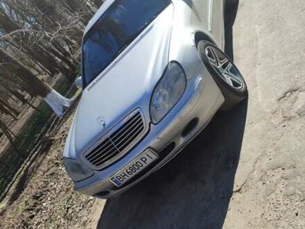 Сірий Мерседес С Клас, об'ємом двигуна 4.3 л та пробігом 400 тис. км за 3300 $, фото 1 на Automoto.ua