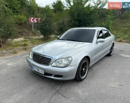 Серый Мерседес С Класс, объемом двигателя 4.3 л и пробегом 350 тыс. км за 5800 $, фото 1 на Automoto.ua
