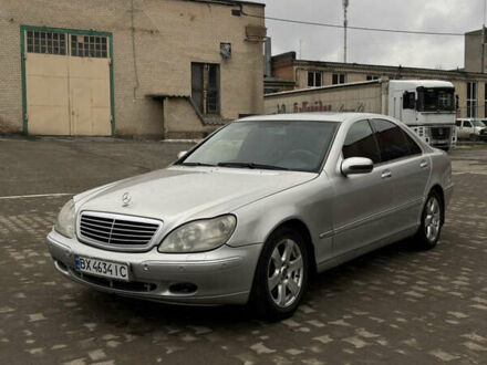 Серый Мерседес С Класс, объемом двигателя 3.2 л и пробегом 498 тыс. км за 3666 $, фото 1 на Automoto.ua