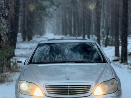 Серый Мерседес С Класс, объемом двигателя 3.2 л и пробегом 497 тыс. км за 5500 $, фото 1 на Automoto.ua