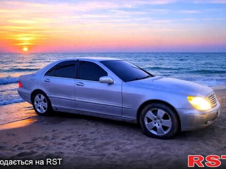 Сірий Мерседес С Клас, об'ємом двигуна 3.2 л та пробігом 390 тис. км за 5200 $, фото 1 на Automoto.ua