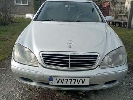 Серый Мерседес С Класс, объемом двигателя 3.2 л и пробегом 350 тыс. км за 4500 $, фото 1 на Automoto.ua