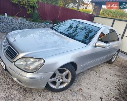 Сірий Мерседес С Клас, об'ємом двигуна 3.2 л та пробігом 328 тис. км за 5300 $, фото 1 на Automoto.ua