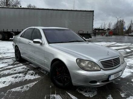 Серый Мерседес С Класс, объемом двигателя 3.2 л и пробегом 480 тыс. км за 5200 $, фото 1 на Automoto.ua