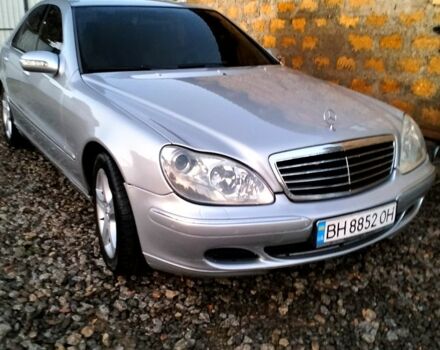 Серый Мерседес С Класс, объемом двигателя 3.2 л и пробегом 356 тыс. км за 7000 $, фото 1 на Automoto.ua