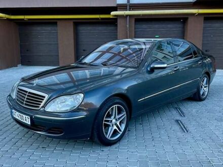 Серый Мерседес С Класс, объемом двигателя 5 л и пробегом 288 тыс. км за 7000 $, фото 1 на Automoto.ua