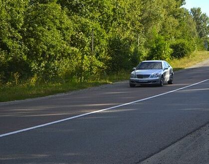 Сірий Мерседес С Клас, об'ємом двигуна 3.2 л та пробігом 450 тис. км за 8000 $, фото 1 на Automoto.ua