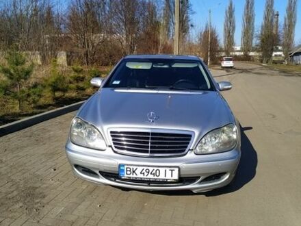 Серый Мерседес С Класс, объемом двигателя 3.22 л и пробегом 344 тыс. км за 8199 $, фото 1 на Automoto.ua