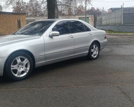 Сірий Мерседес С Клас, об'ємом двигуна 3.7 л та пробігом 280 тис. км за 4900 $, фото 1 на Automoto.ua