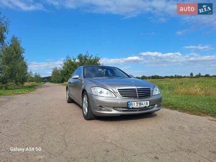 Сірий Мерседес С Клас, об'ємом двигуна 3 л та пробігом 318 тис. км за 9700 $, фото 1 на Automoto.ua